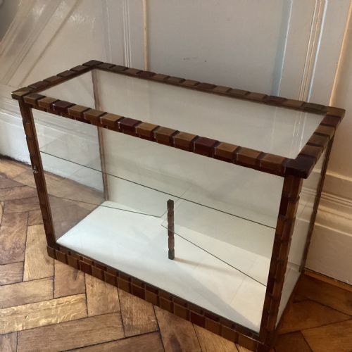 ANTIQUE ART DECO GLASS DISPLAY CASE - ADDITIONAL PHOTO 7