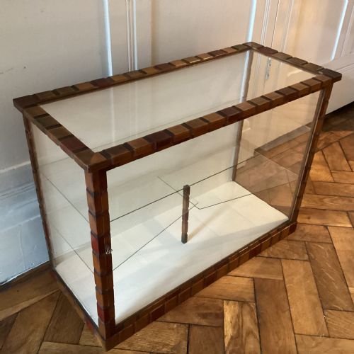 ANTIQUE ART DECO GLASS DISPLAY CASE - ADDITIONAL PHOTO 8