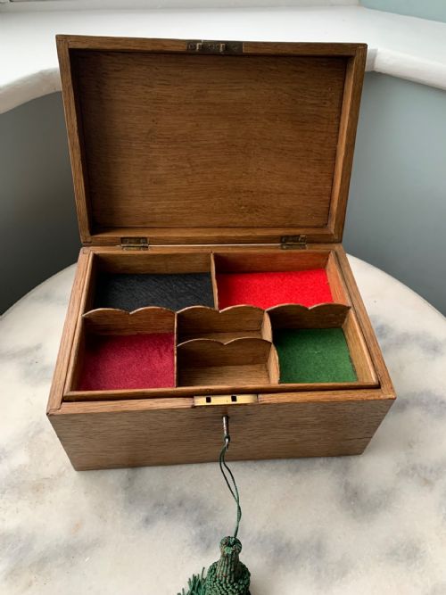 EDWARDIAN OAK JEWELLERY KEEPSAKE BOX - ADDITIONAL PHOTO 5