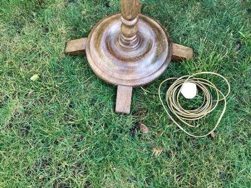 ART DECO WALNUT STANDARD LAMP - ADDITIONAL PHOTO 4