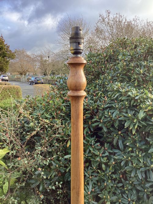 ART DECO WALNUT STANDARD LAMP - ADDITIONAL PHOTO 5