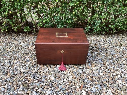 antique mahogany deed box - CATEGORY: ANTIQUE BOXES - DATED 1920