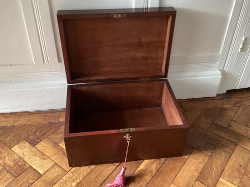 ANTIQUE MAHOGANY DEED BOX - ADDITIONAL PHOTO 9