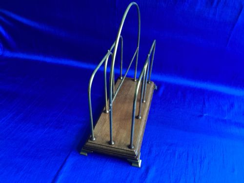 EDWARDIAN OAK AND BRASS MAGAZINE RACK - ADDITIONAL PHOTO 5