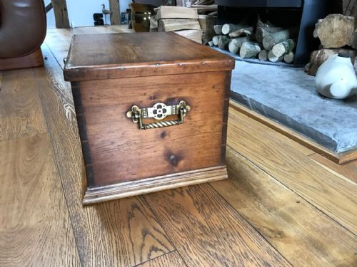 VICTORIAN PINE STORAGE BOX - ADDITIONAL PHOTO 4