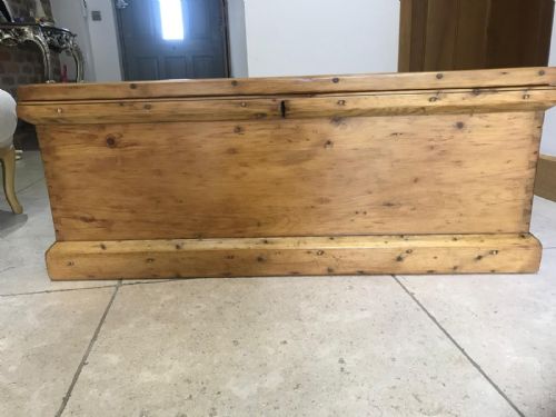 VICTORIAN PINE TOOL CHEST BOX - ADDITIONAL PHOTO 3