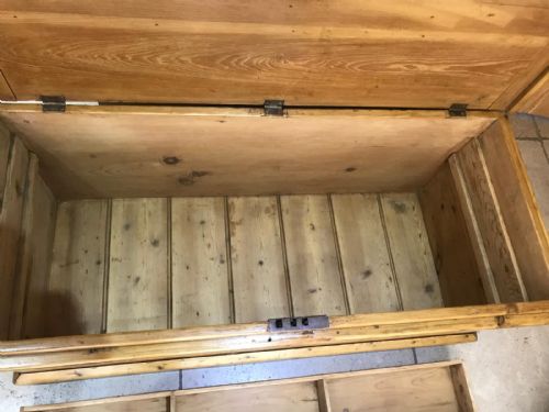 VICTORIAN PINE TOOL CHEST BOX - ADDITIONAL PHOTO 11