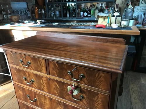 ANTIQUE MAHOGANY CHEST OF DRAWERS - ADDITIONAL PHOTO 2