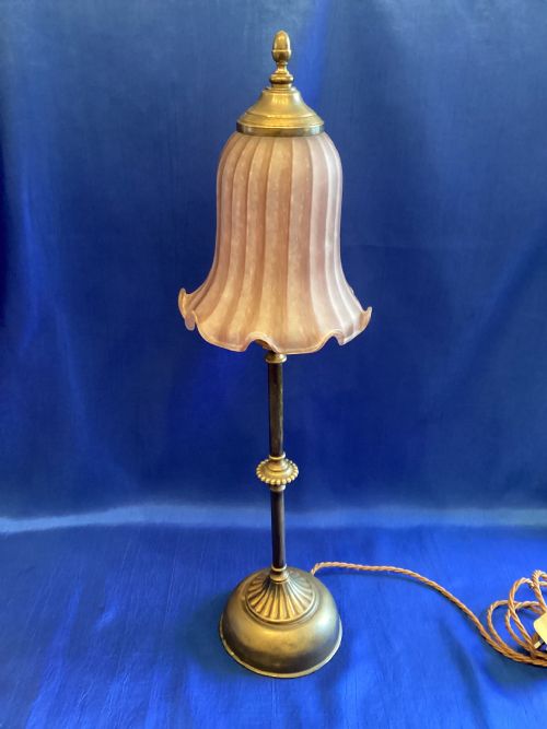 EDWARDIAN BRASS TABLE LAMP - ADDITIONAL PHOTO 1