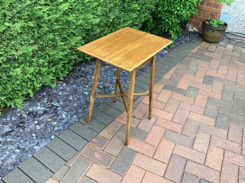 ANTIQUE OAK ARTS AND CRAFTS SIDE TABLE - ADDITIONAL PHOTO 6