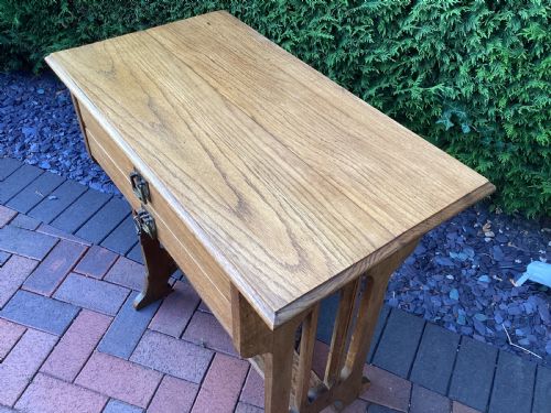 ANTIQUE ART NOUVEAU JUGENDSTIL OAK SIDE TABLE - ADDITIONAL PHOTO 1