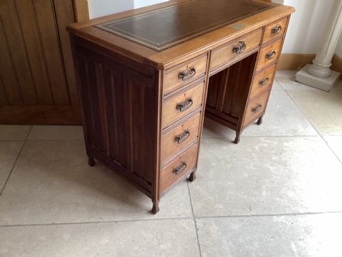 EDWARDIAN OAK TWIN PEDESTAL DESK - ADDITIONAL PHOTO 3
