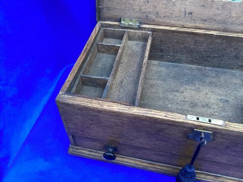 VICTORIAN OAK TOOL BOX CHEST - ADDITIONAL PHOTO 3
