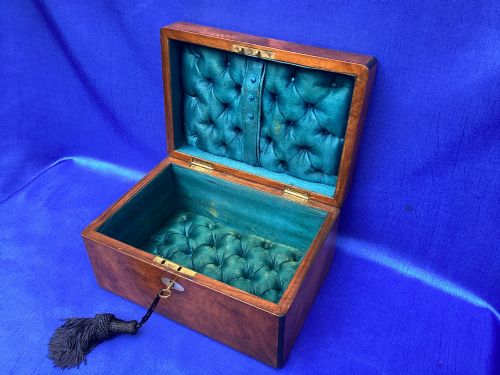 VICTORIAN MAHOGANY SEWING BOX - ADDITIONAL PHOTO 5