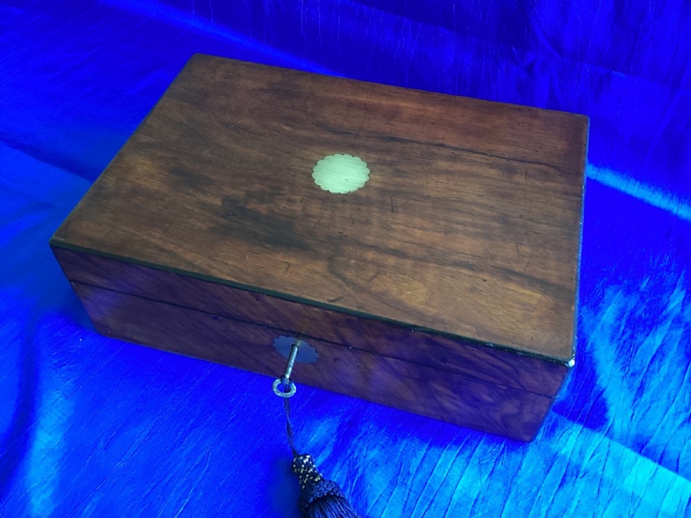 Victorian walnut trinket keepsake box View III