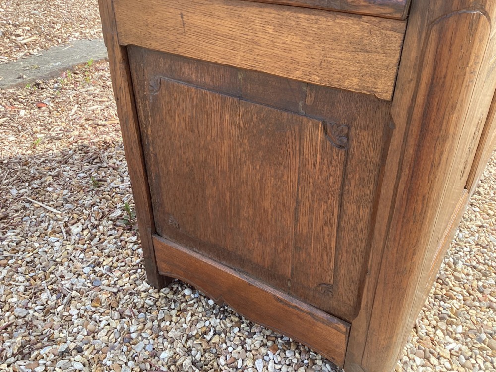 Victorian French country oak settle View IV