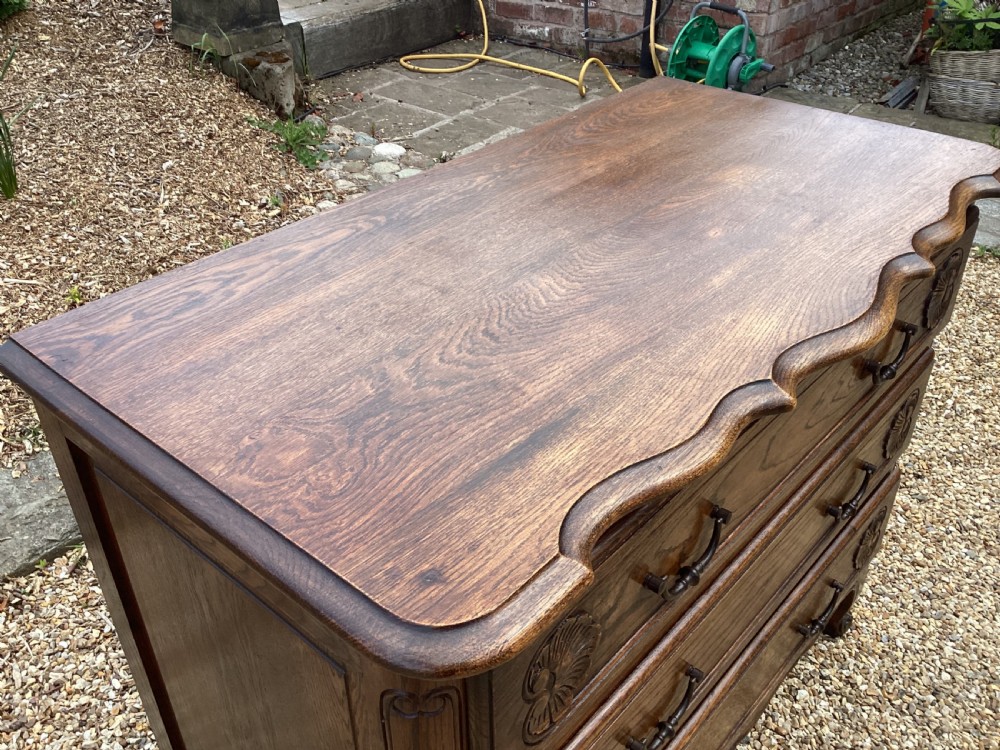 Antique French oak chest of drawers View V