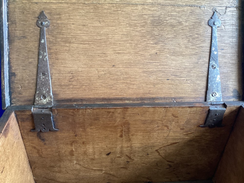 Georgian mahogany bible box View V