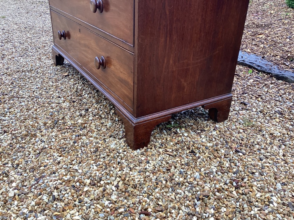 Georgian mahogany chest of drawers View III