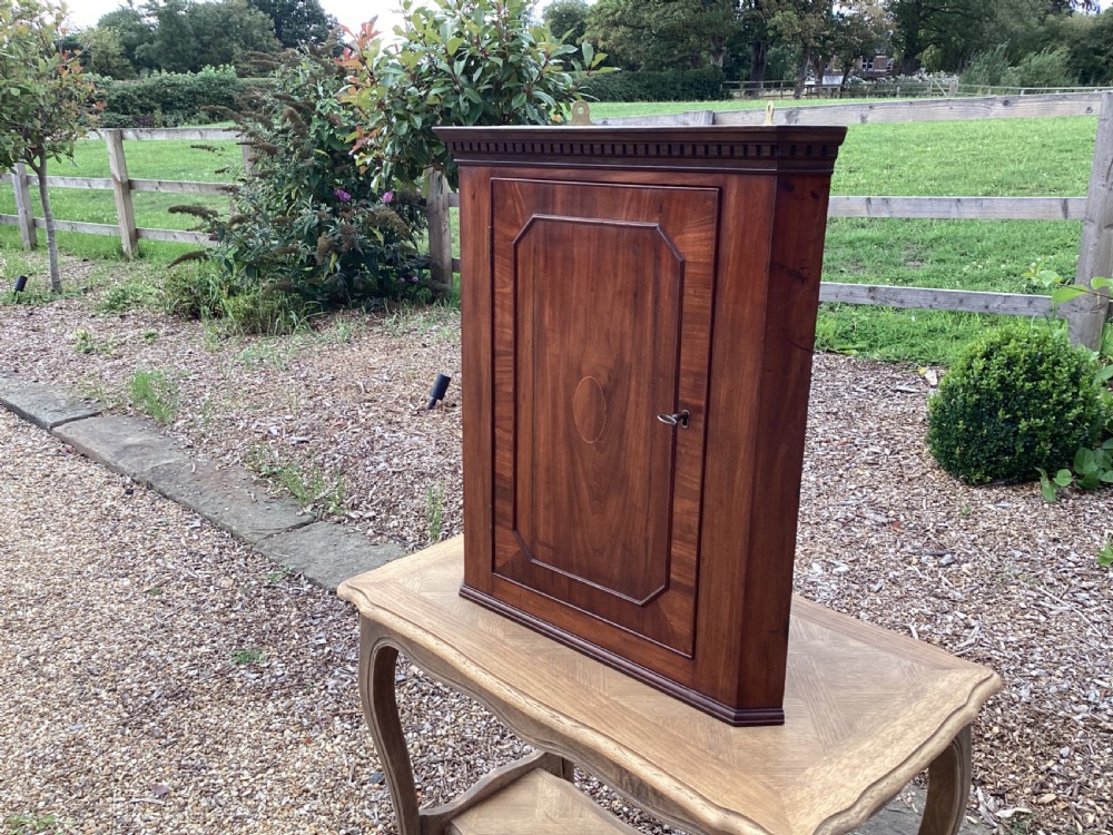 Georgian oak and mahogany corner cupboard View III