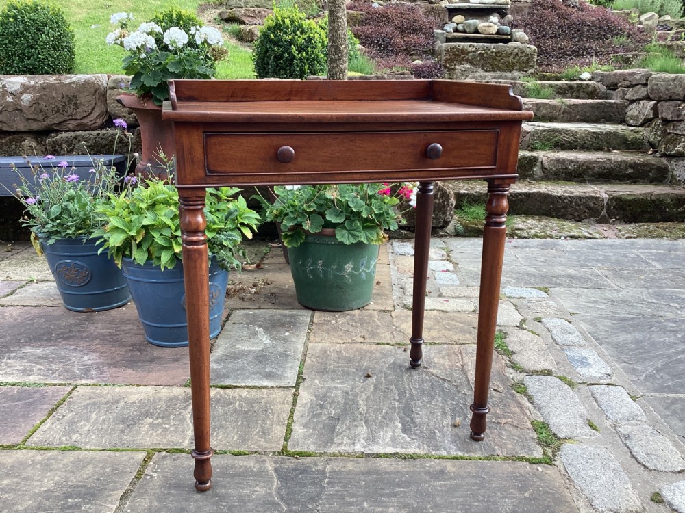 Georgian mahogany wash stand View II