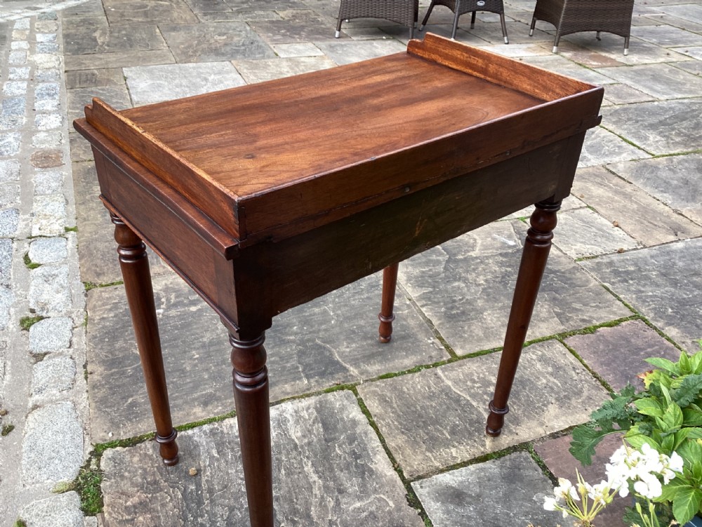 Georgian mahogany wash stand View VII