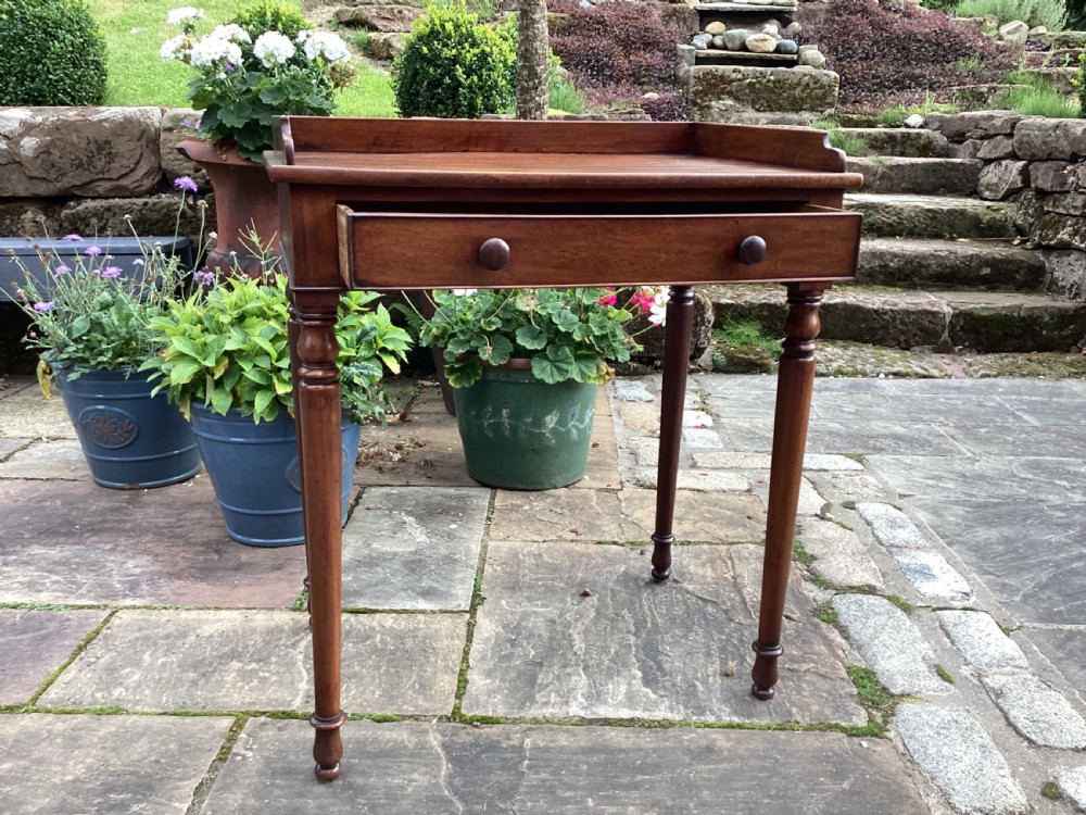 Georgian mahogany wash stand View VIII