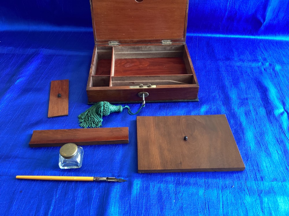 Edwardian walnut ladies travelling writing box View VI