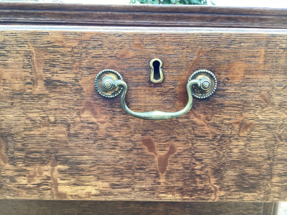 Georgian Oak chest of drawers View X