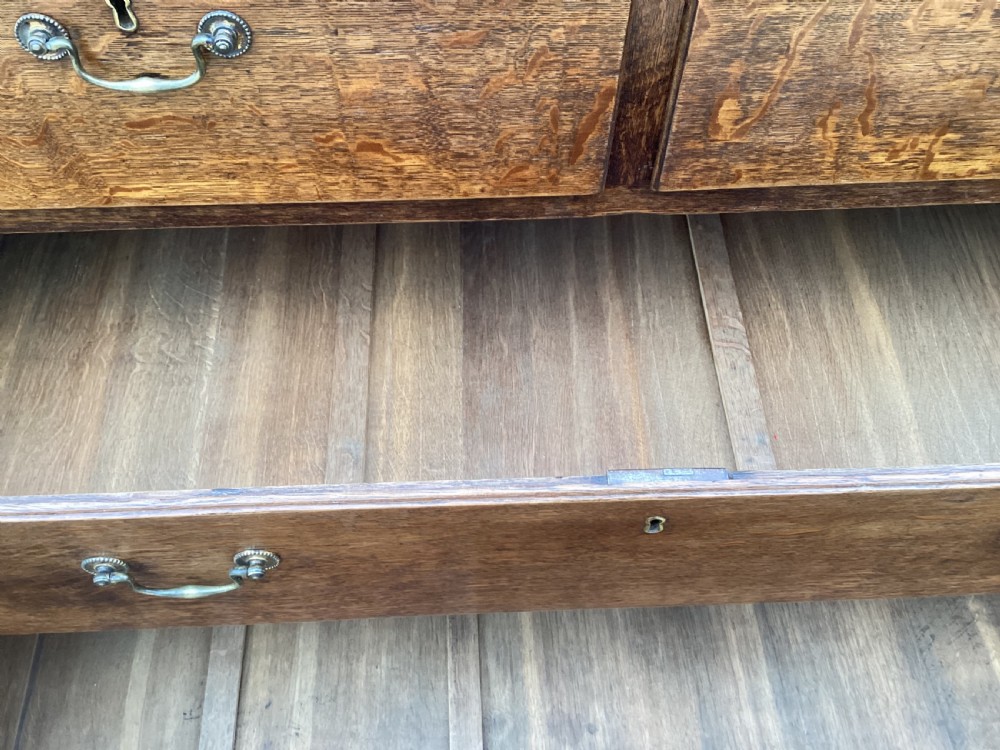 Georgian Oak chest of drawers View XII