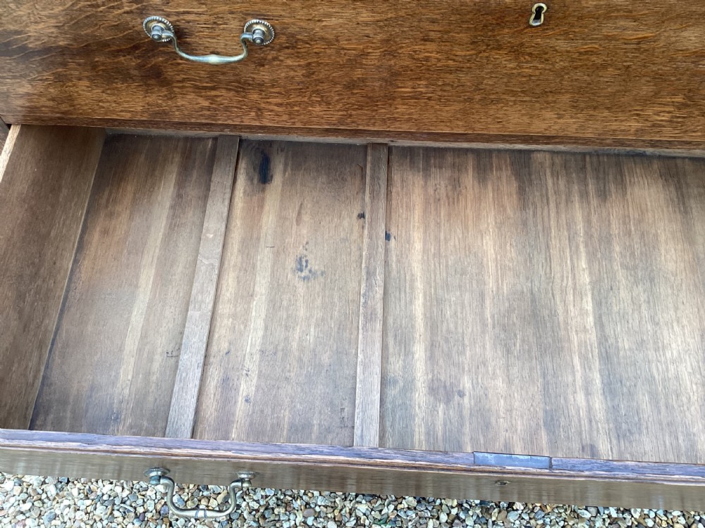 Georgian Oak chest of drawers View XIII
