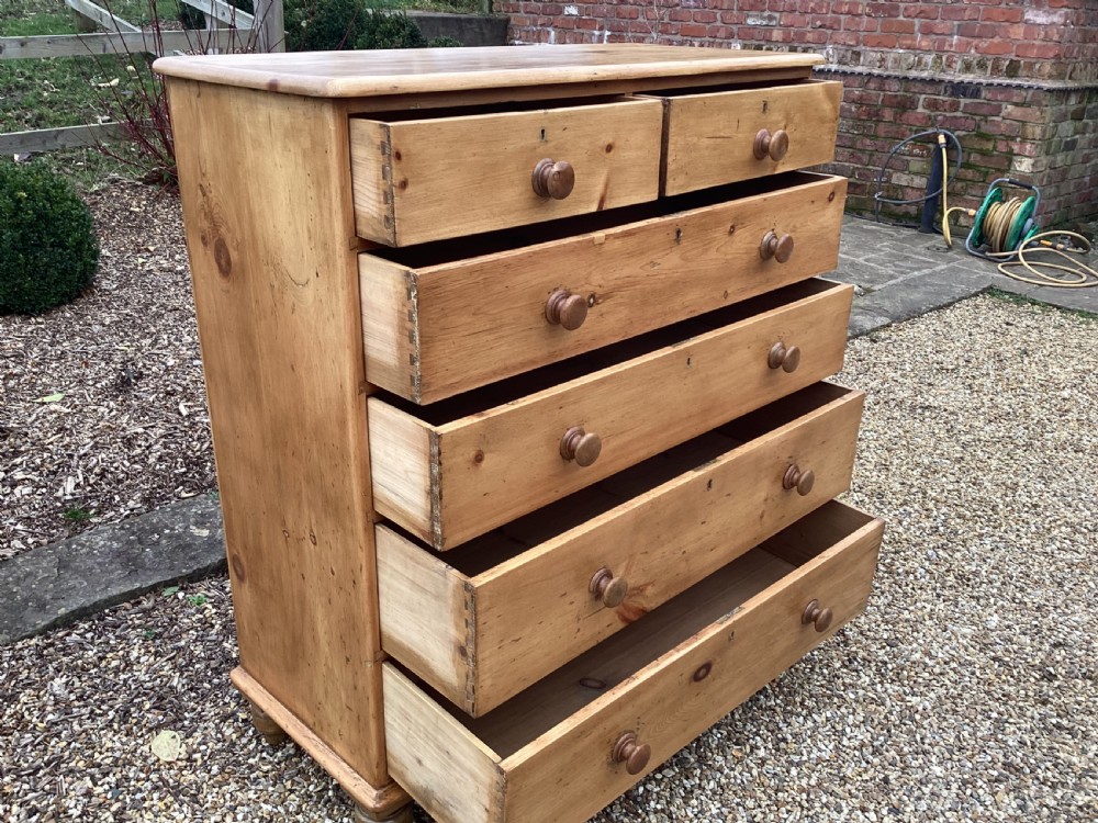 Victorian pine chest of drawers View XV