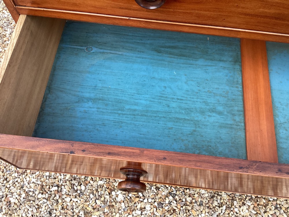 Victorian mahogany chest of drawers View VI