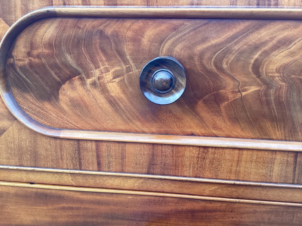 Victorian mahogany chest of drawers View VIII
