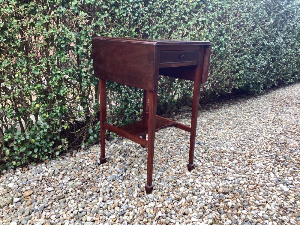 Antique Georgian mahogany side table View VIII