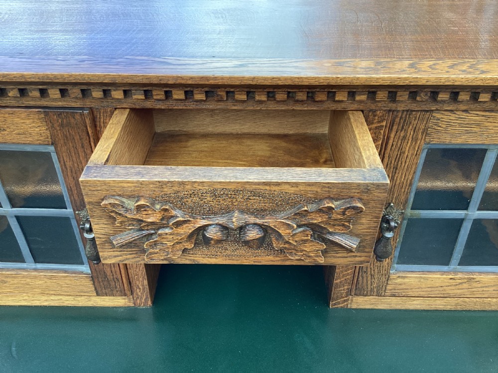 Vintage Arts and Crafts ladies writing desk  View XI