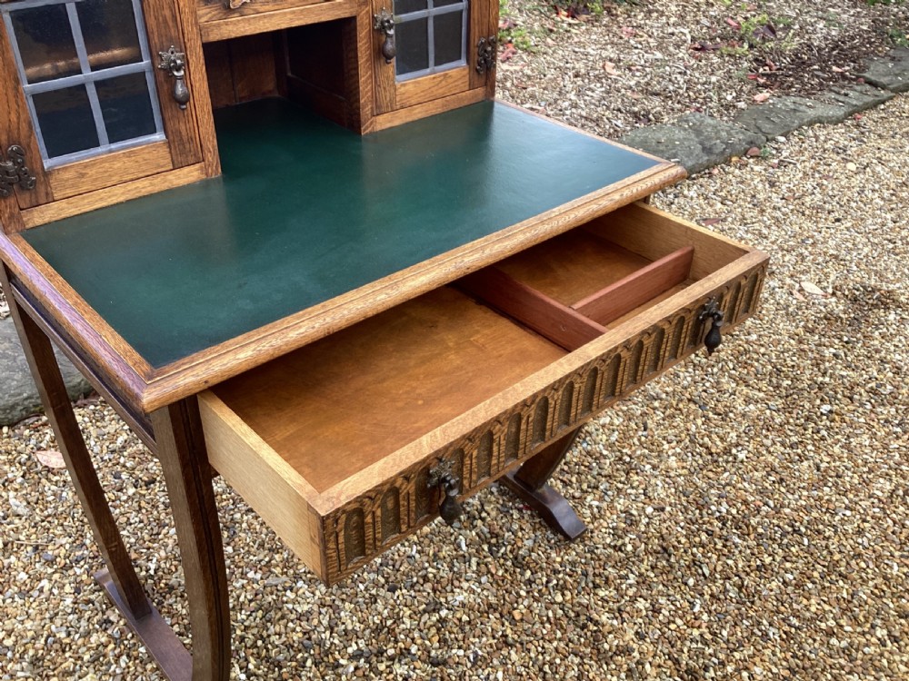 Vintage Arts and Crafts ladies writing desk  View XII