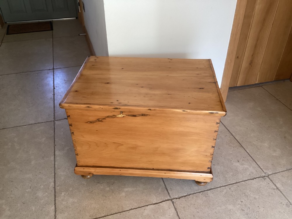 Victorian pine storage box