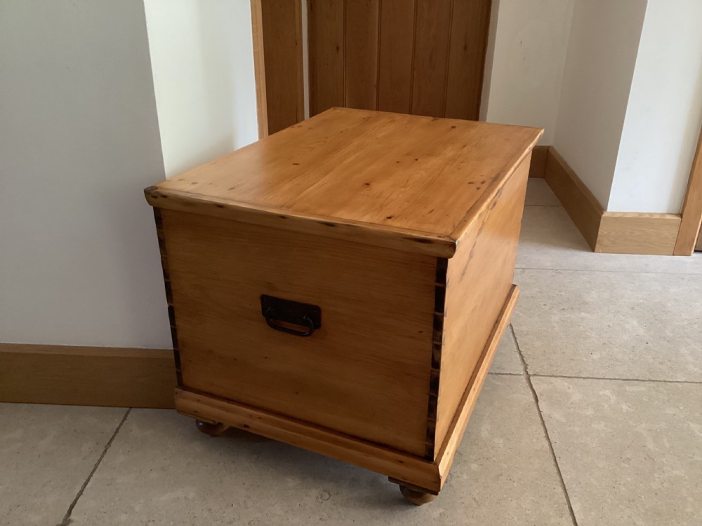 Victorian pine storage box View V