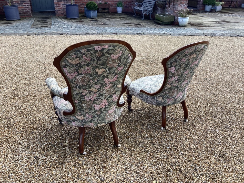 A Victorian walnut parlour suite View VI