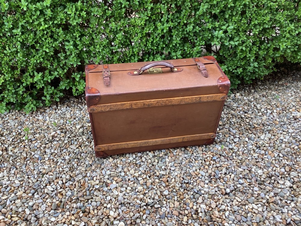 Antique Finnegans  leather and fabric travel trunk View VI