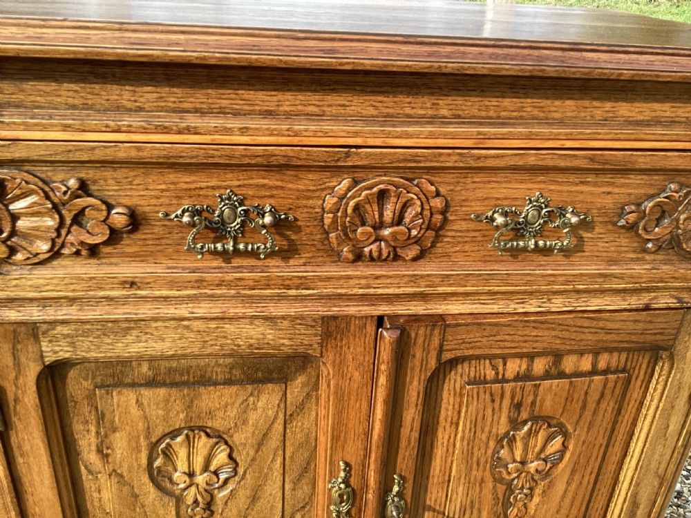 Antique French oak cupboard View IX