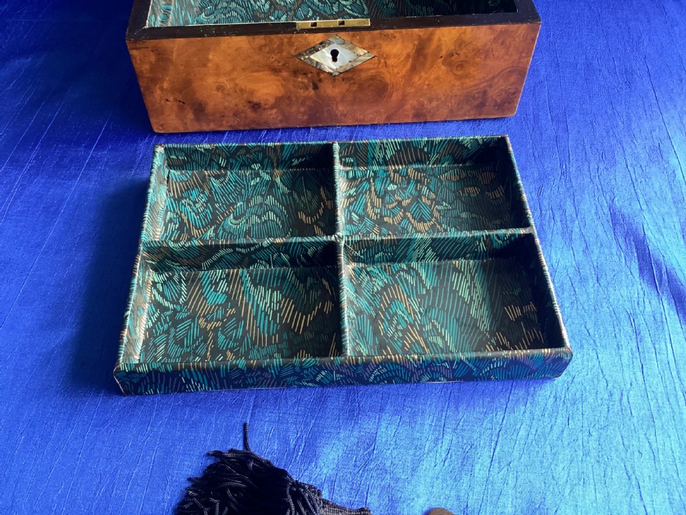 Victorian burr walnut jewellery box View VII