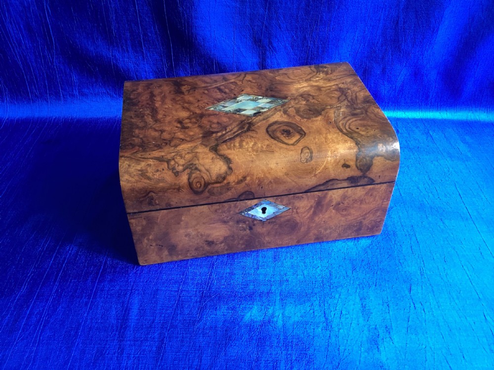 Victorian burr walnut jewellery box View VIII
