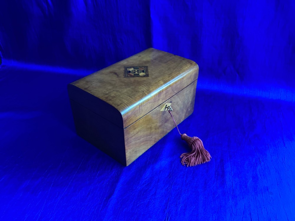 Victorian walnut domed jewellery box View III