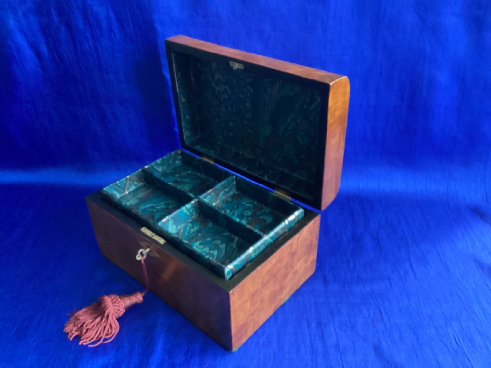 Victorian walnut domed jewellery box View VIII