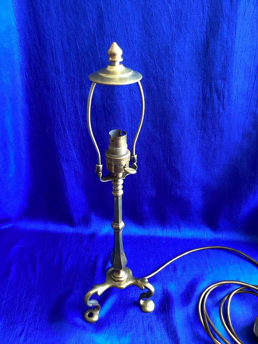 Edwardian brass Pulman carriage lamp View V