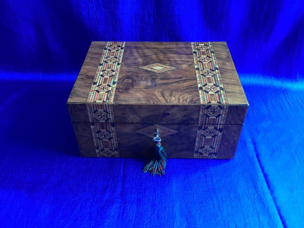 Victorian walnut parquetry jewellery/watch box View VIII