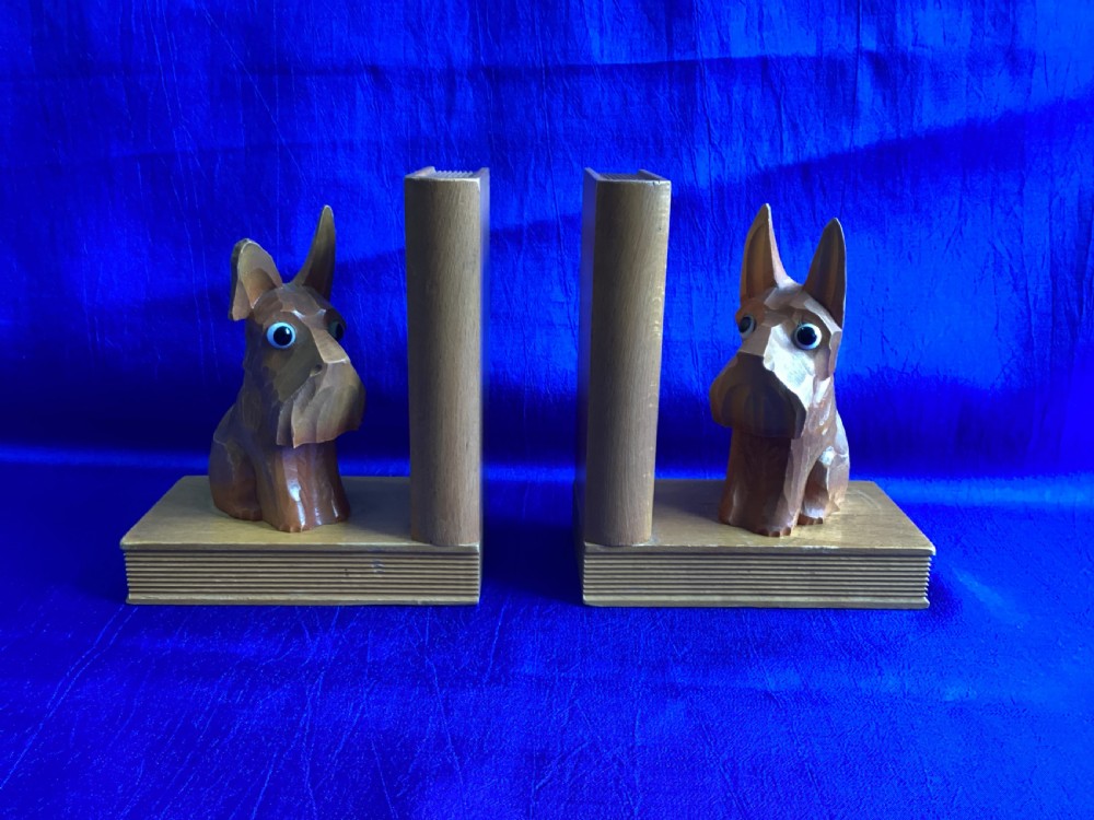 Antique set of Westie/ Scottie bookends View II