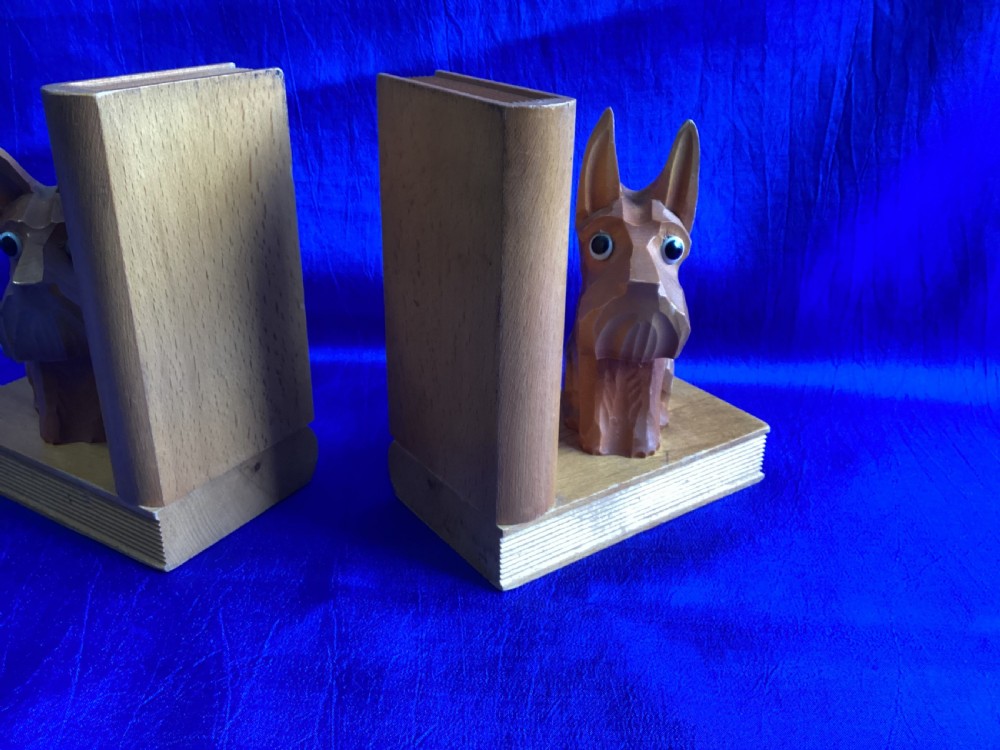 Antique set of Westie/ Scottie bookends View III